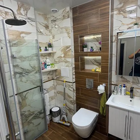 Helena Apartament